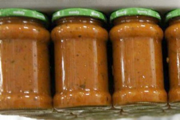 Rusia a suspendat şi importurile de conserve de legume din Moldova!